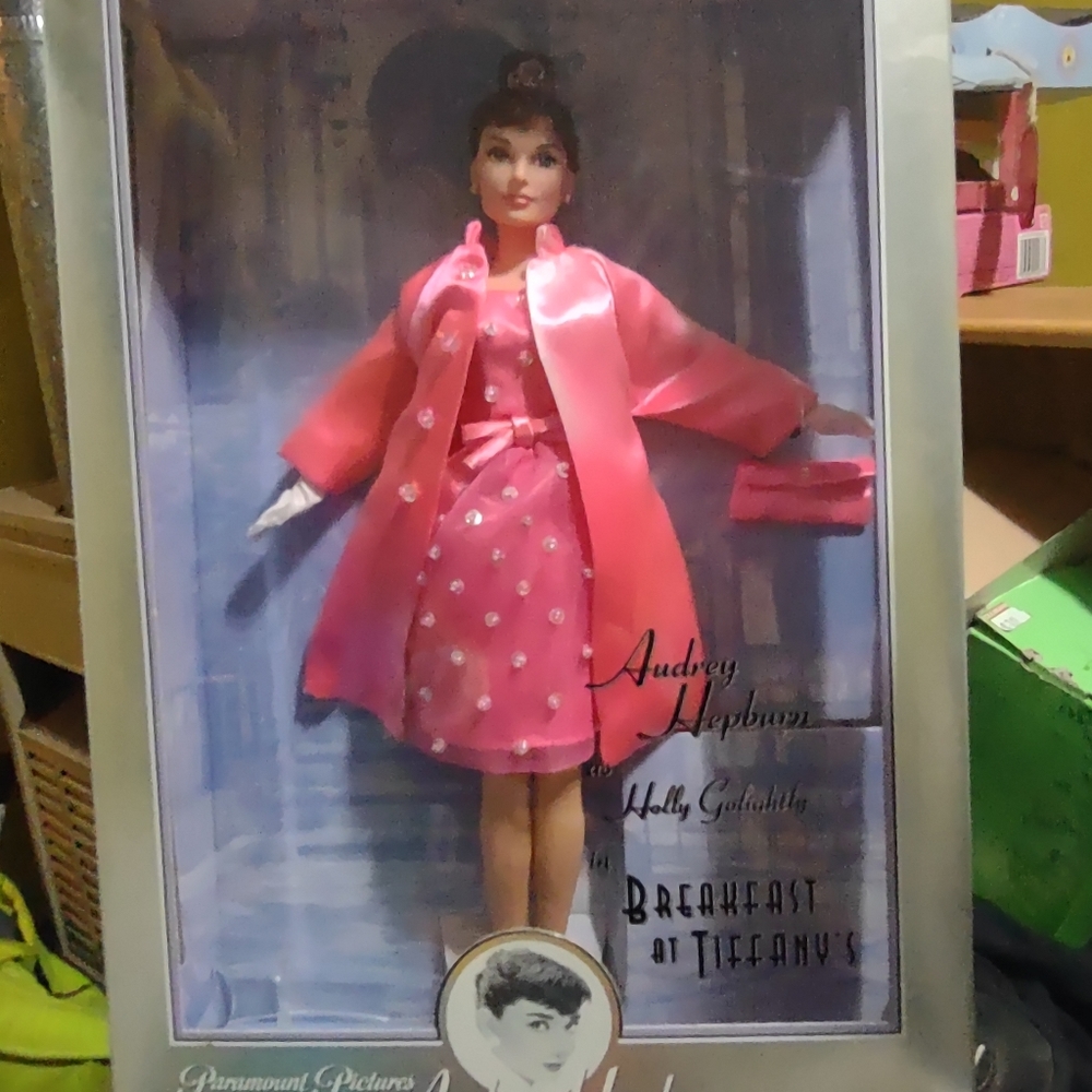 Barbies - Picture 4 of 4